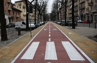 Torino, inaugurato il nuovo viale ciclopedonale di corso Racconigi